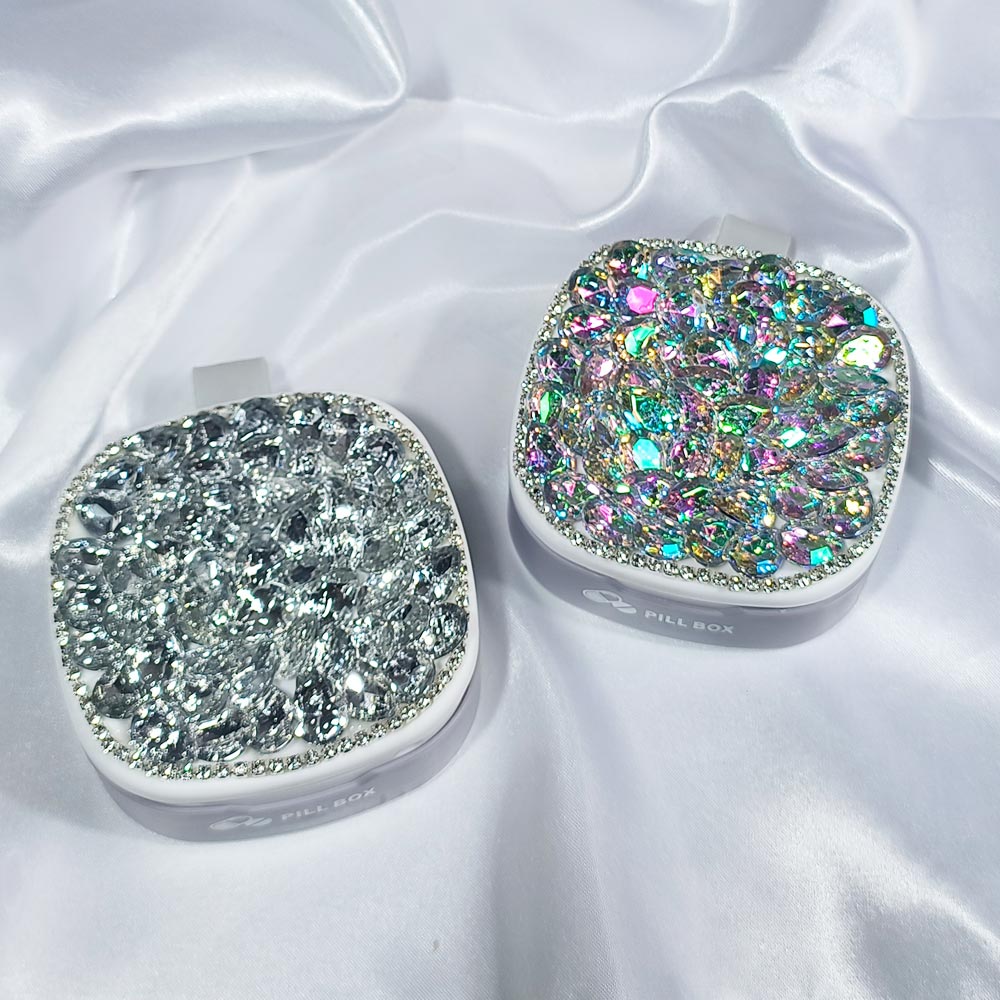 Glam Compact Pill Case: Crystal-Studded & Portable